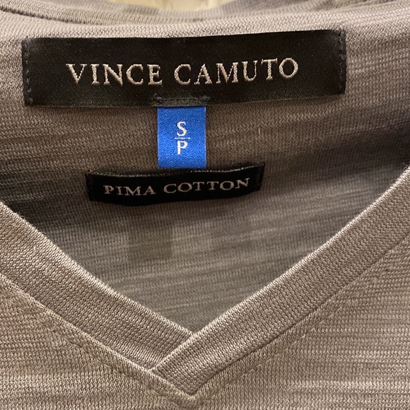Vince Camuto v neck Pima cotton gray tee Mens size small - Picture 2 of 5